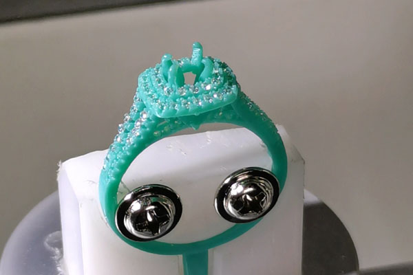 視覺點鉆機具有什么樣的產品特點和功能?